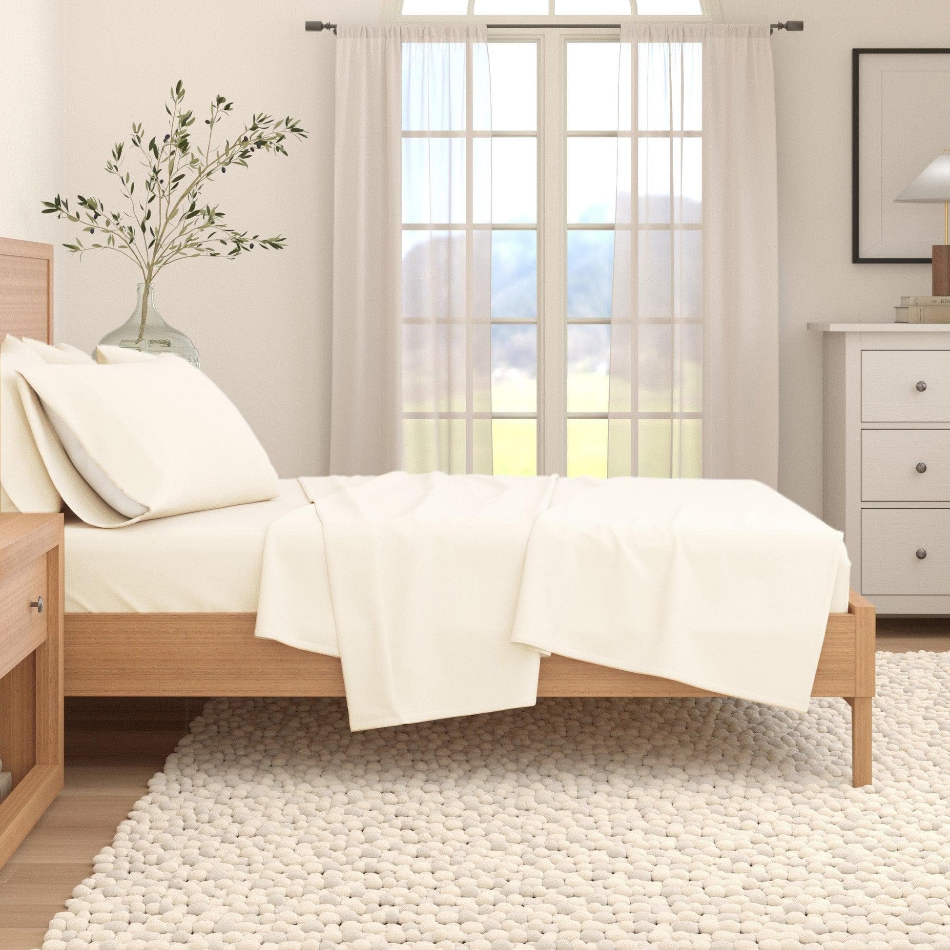 Sleep City Twin / Winter White Sheets 4-Piece Cotton Solid Flannel Sheet - Nordic Collection Great Bay Home
