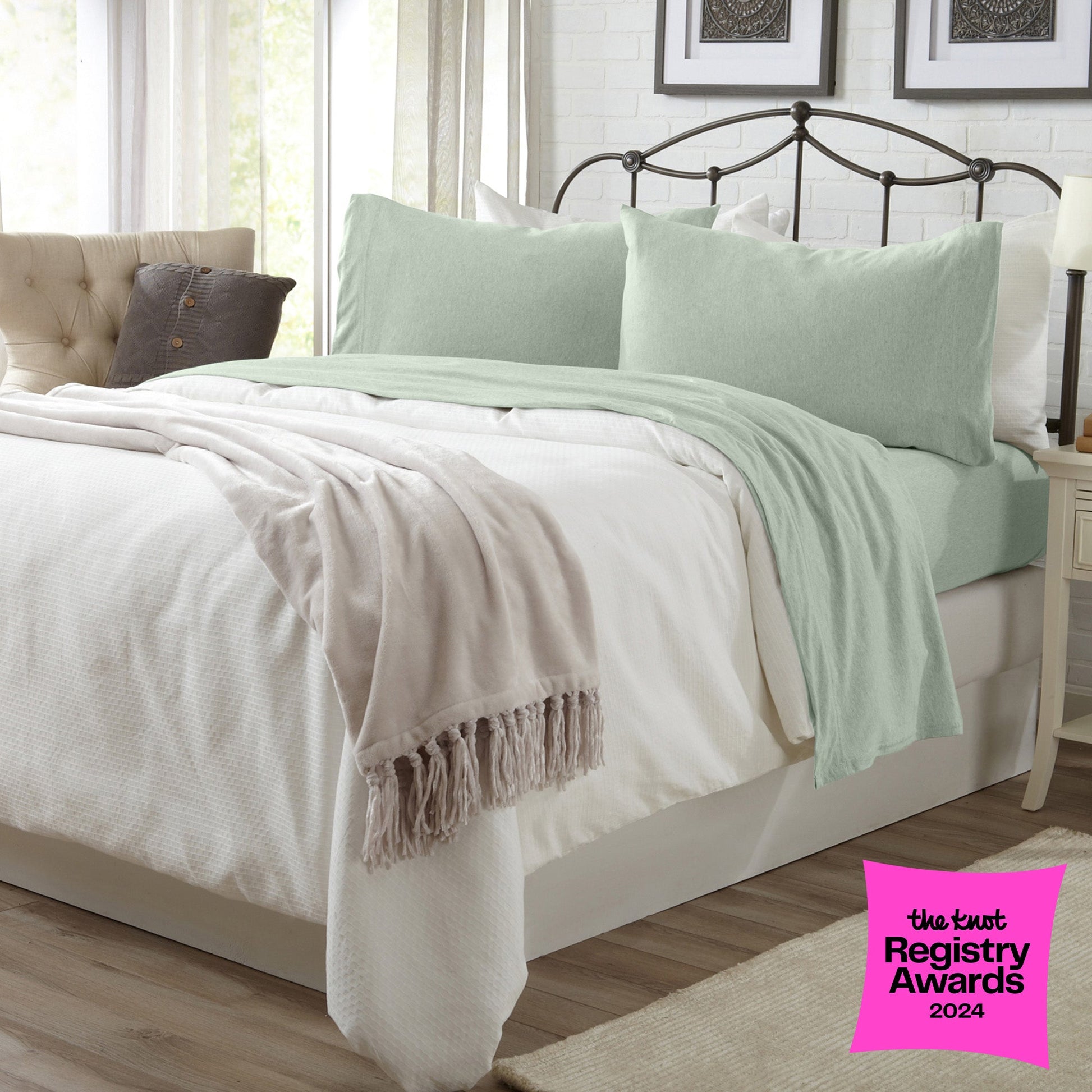 Sleep City Twin / Winter White Sheets 4-Piece Jersey Sheet - Carmen Collection Great Bay Home